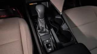 Camry LE - Interior thumbnail 18