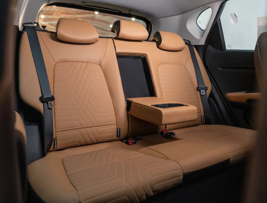 Sonet GL Mid - Interior image 3