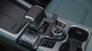 T1 Luxury - Interior thumbnail 11