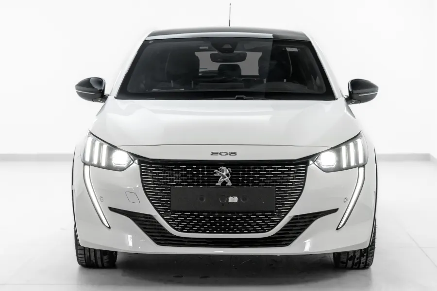 208 GT - lang.Exterior image 2