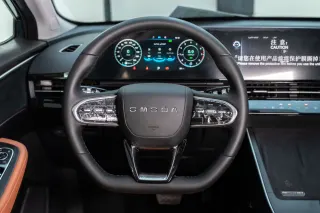 C5 230T - Interior thumbnail 6