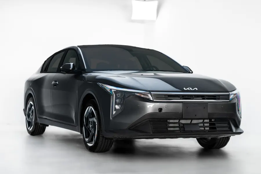KIA K4 GLS - lang.Exterior image 1