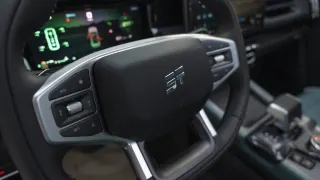 T1 Luxury - Interior thumbnail 6