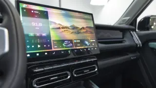 T1 Luxury - Interior thumbnail 12