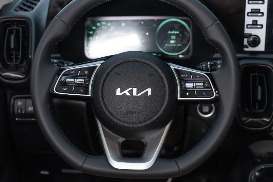 Sonet GL Mid - Interior image 9