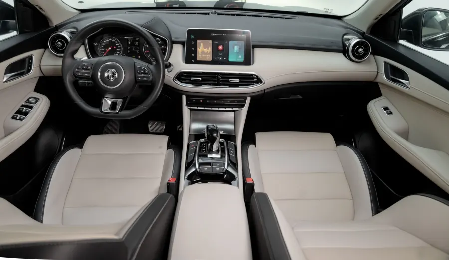 MG HS COMFORT - Interior image 1