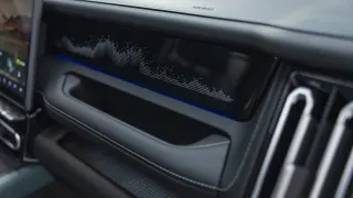 T1 Luxury - Interior thumbnail 4