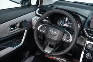Veloz GLX - Interior thumbnail 3
