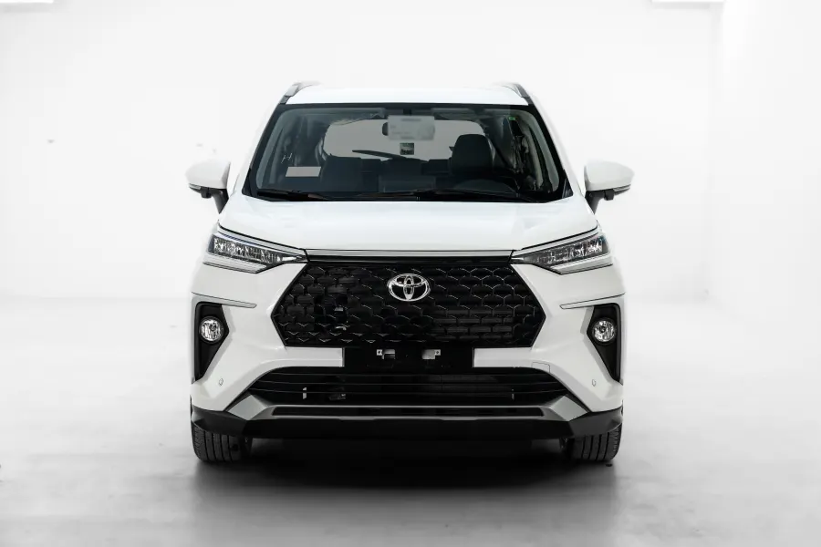 Veloz GLX - lang.Exterior image 2