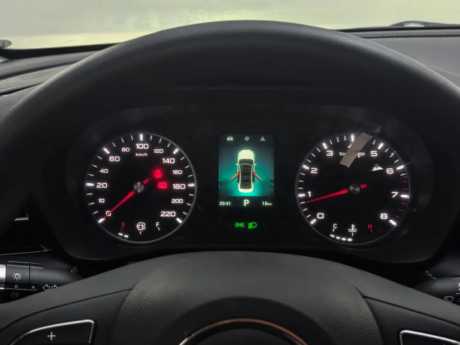 Mg 5 FaceLift - Interior image 10