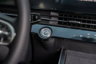 C5 230T - Interior thumbnail 10
