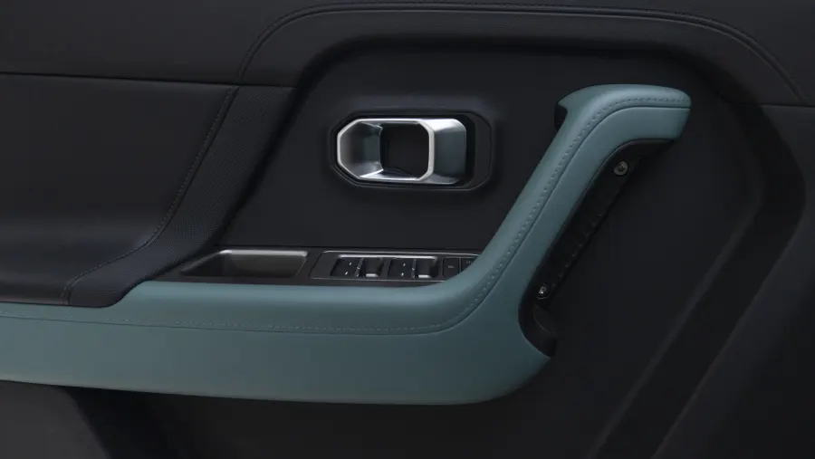 T1 Luxury - Interior image 13