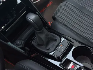 208 GT - Interior thumbnail 9