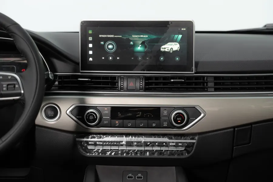 X70 COMFORT - Interior image 6