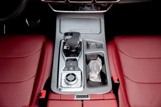 X 70 PLUS - Interior thumbnail 7
