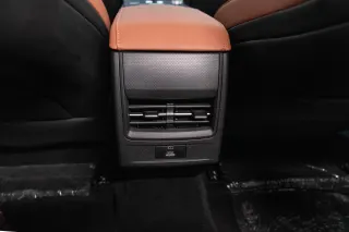 C5 230T - Interior thumbnail 7