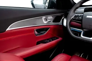 X 70 PLUS - Interior thumbnail 8