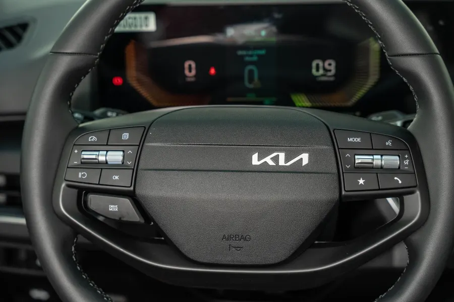 KIA K4 GLS - Interior image 14