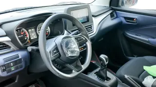 BALENO GL - Interior thumbnail 2