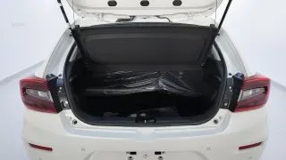 BALENO GL - Interior thumbnail 6