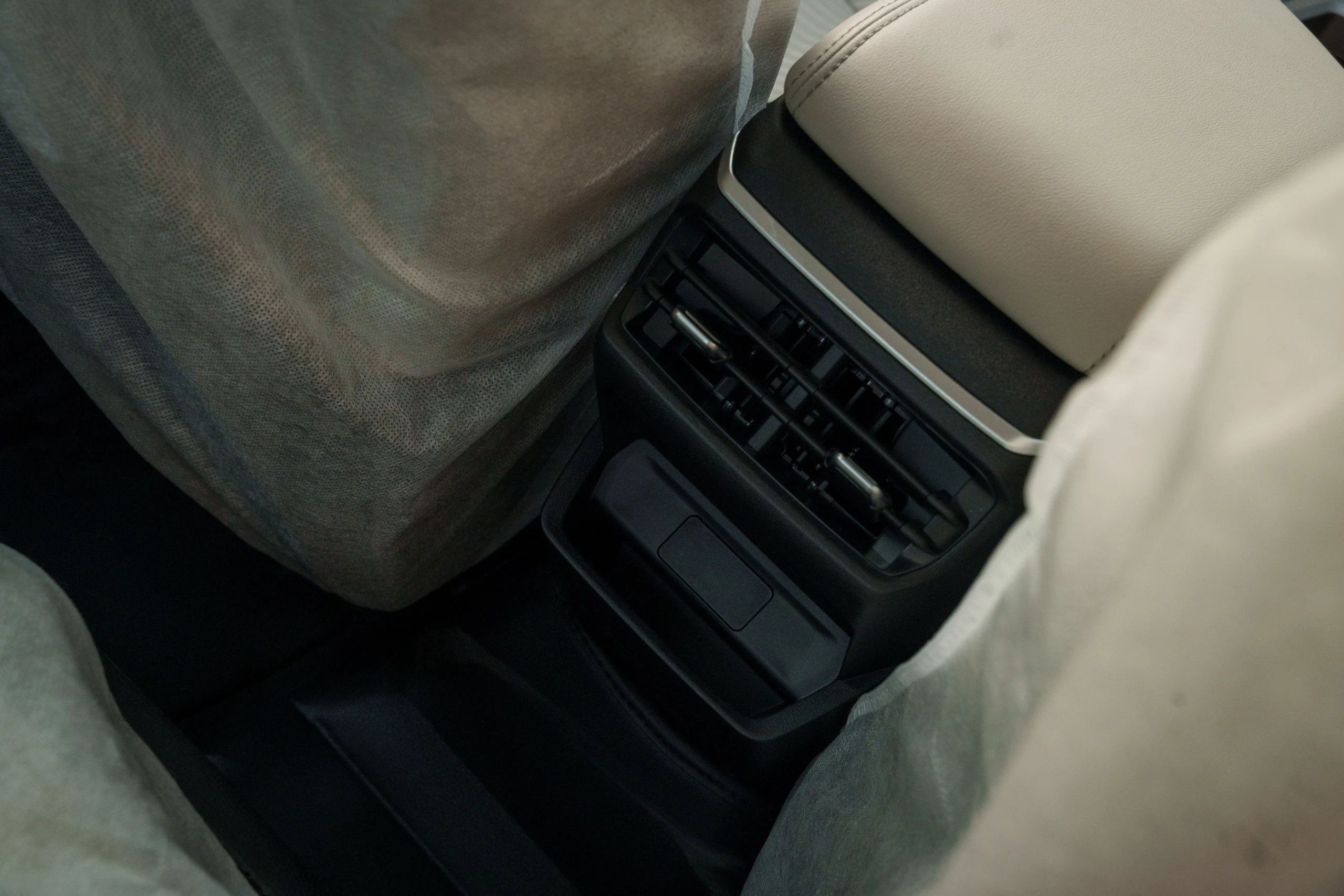 Geely GS - Interior image 5