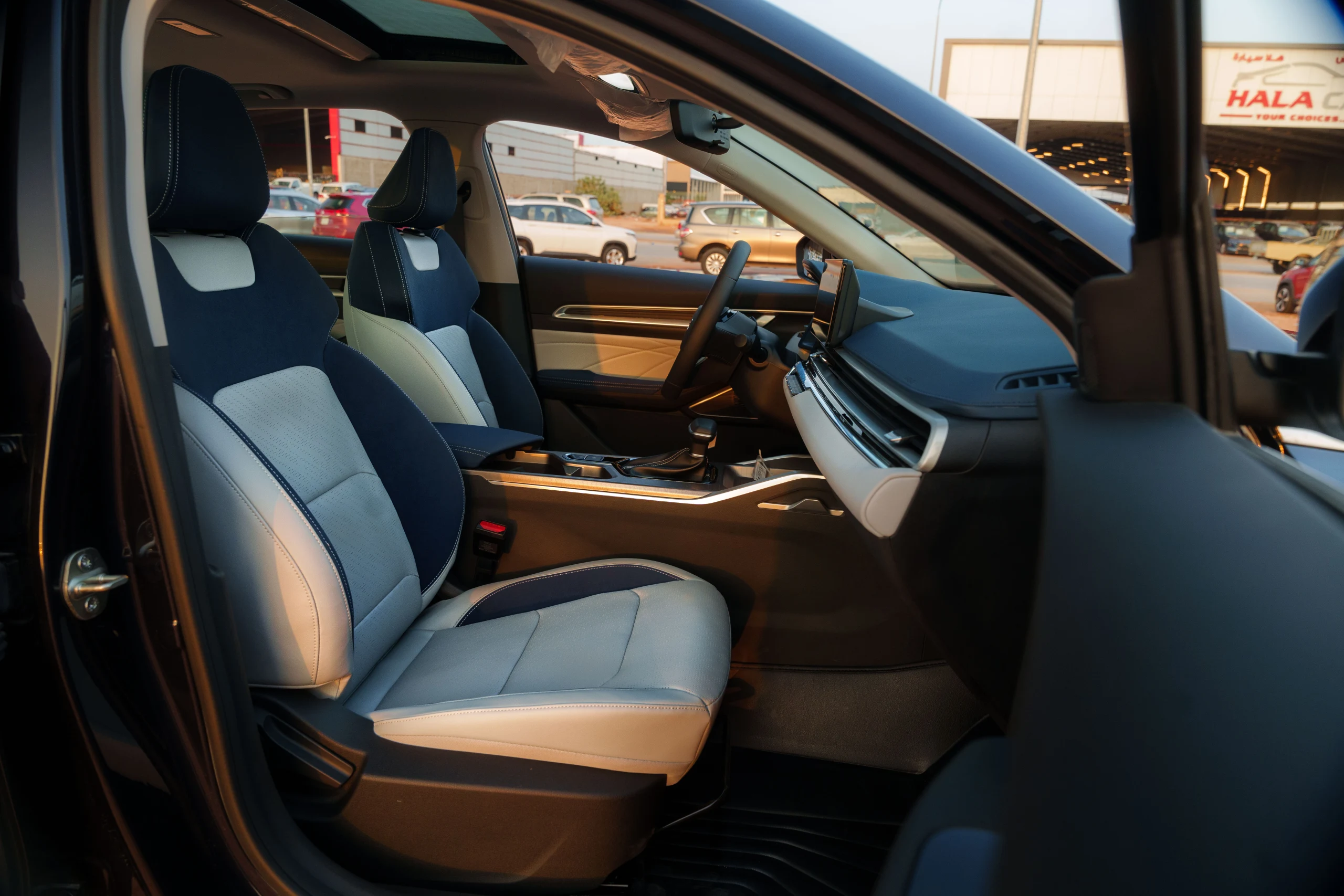 Emgrand GF - Interior image 7