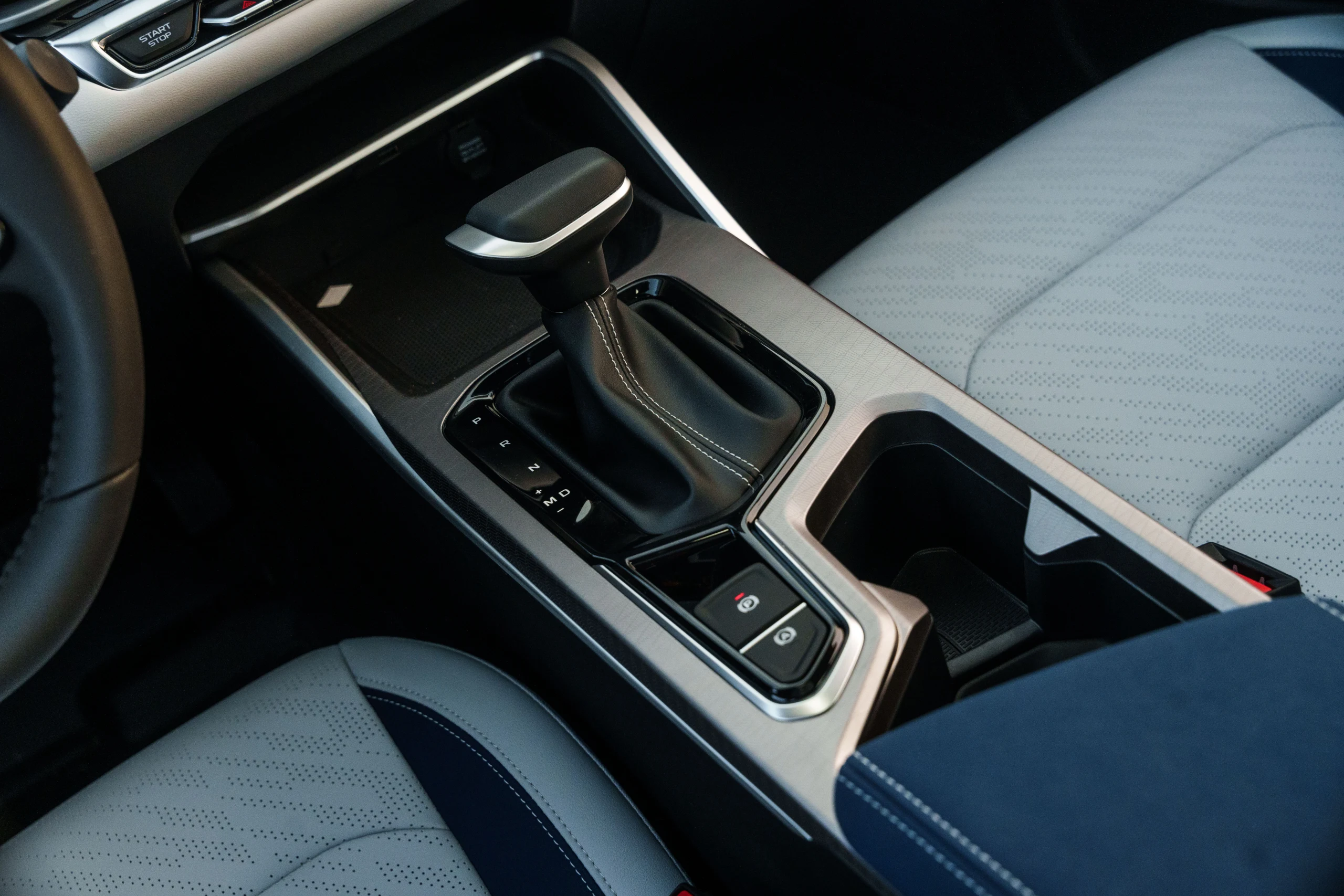 Emgrand GF - Interior image 2