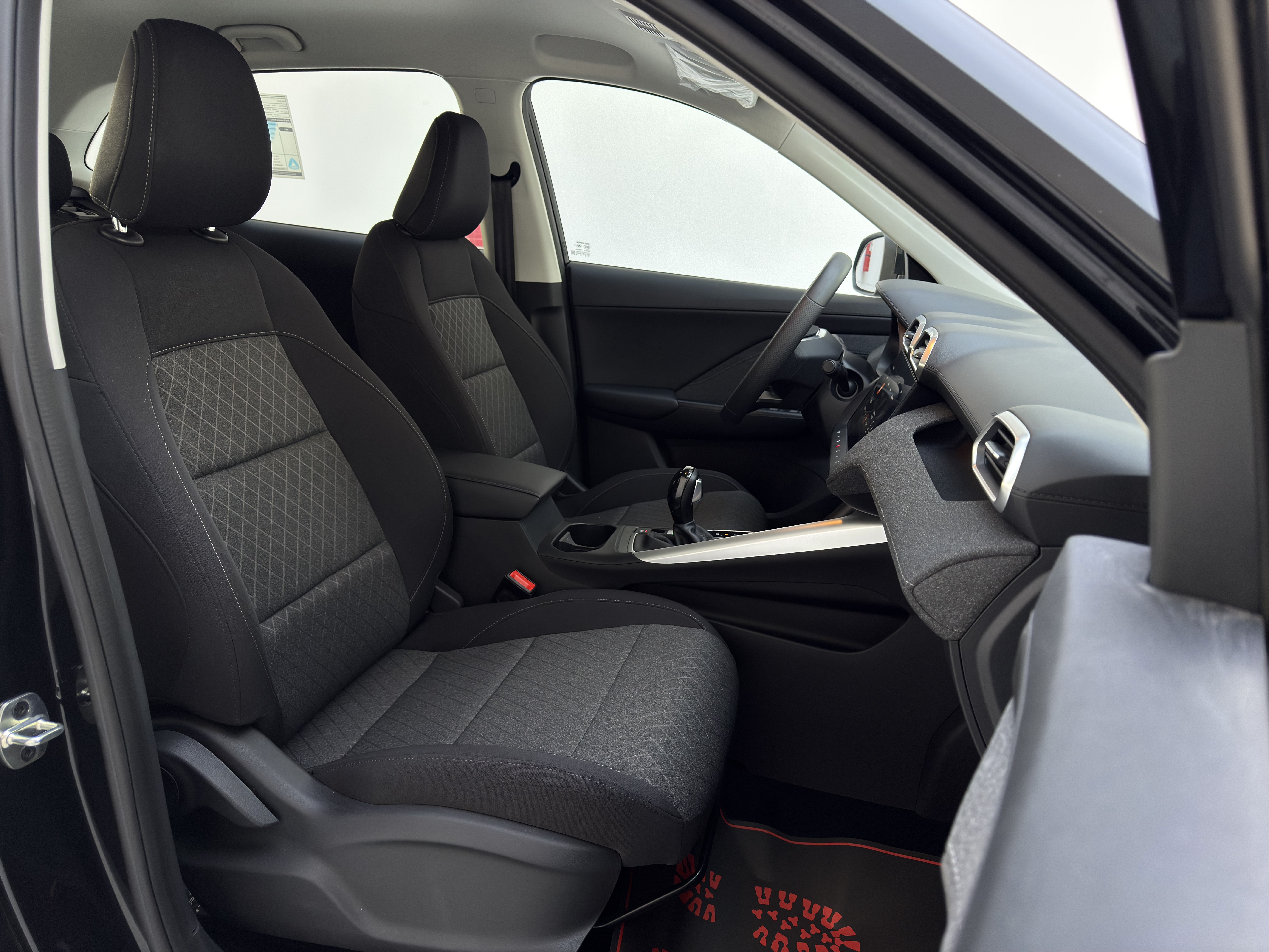 ZS FACE LIFT - Interior image 2