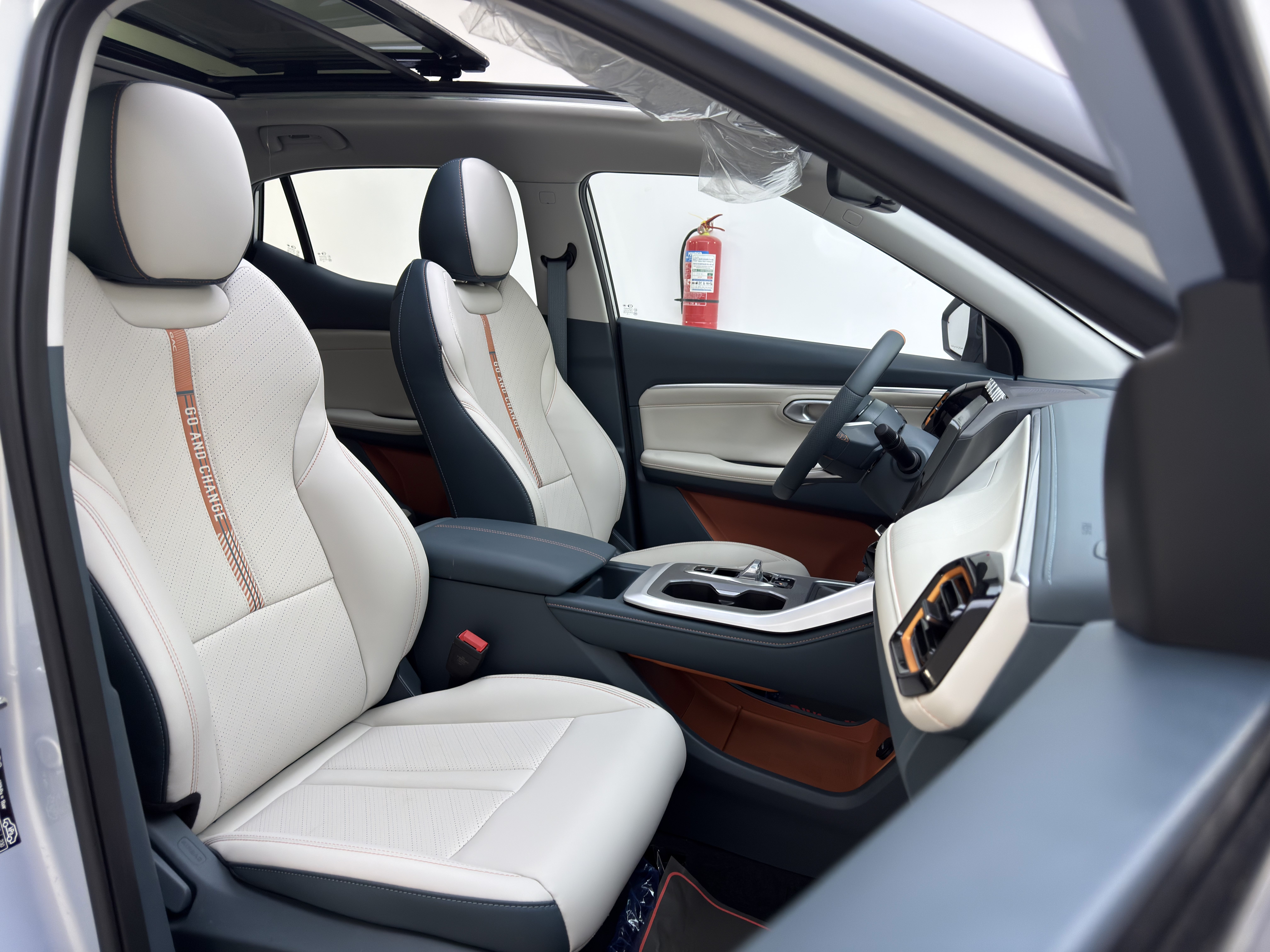 GS3 Emzoom GB - Interior image 1